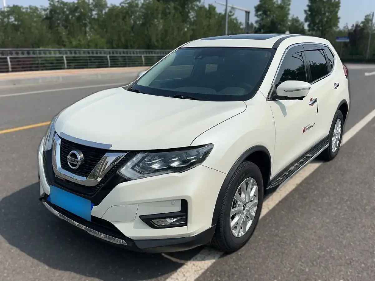 2020 Nissan X-Trail 2.0L 154HP L4 CVT