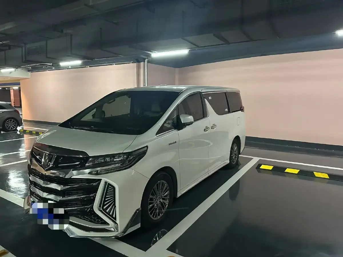 2019 Toyota Alphard 2.5L 117HP L4 E-CVT Hybrid