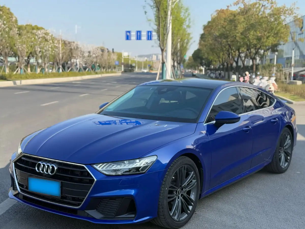 2022 Audi A7 2.0T 245HP L4 7DCT