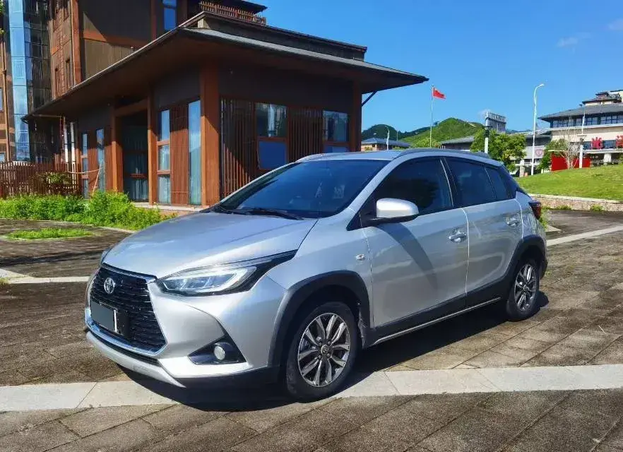 2021 Toyota Yaris L 1.5L 112HP L4 CVT