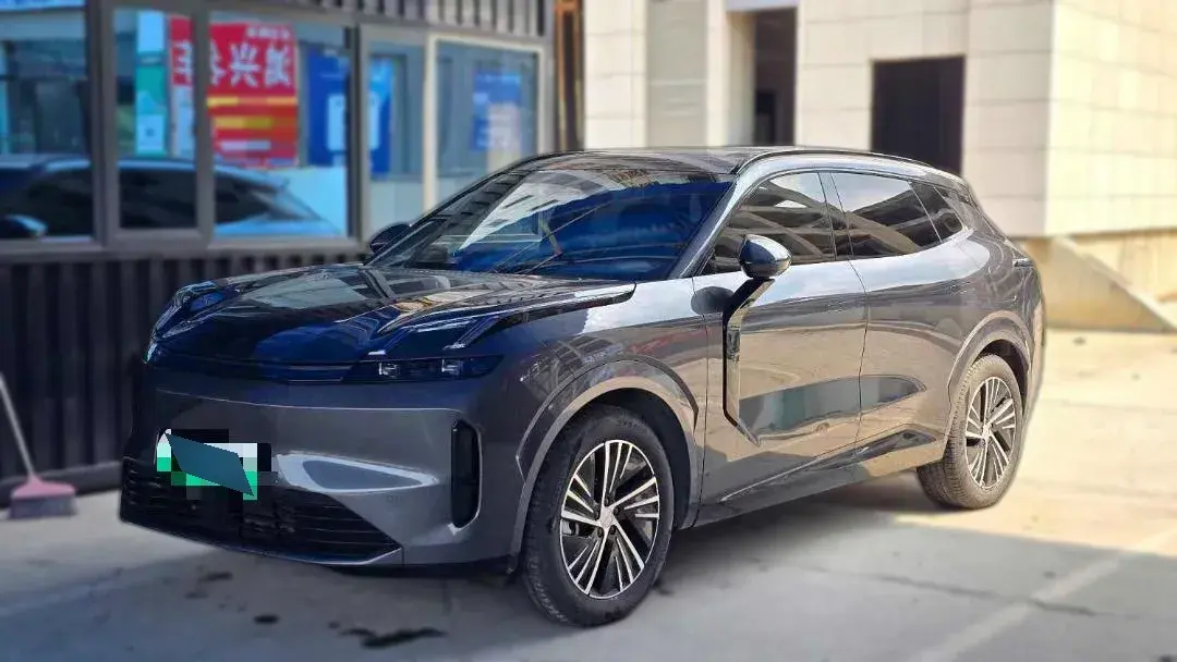 2023 LYNK&CO 08 EM-P 1.5T 163HP L4 3DHT PHEV 39.8KWH