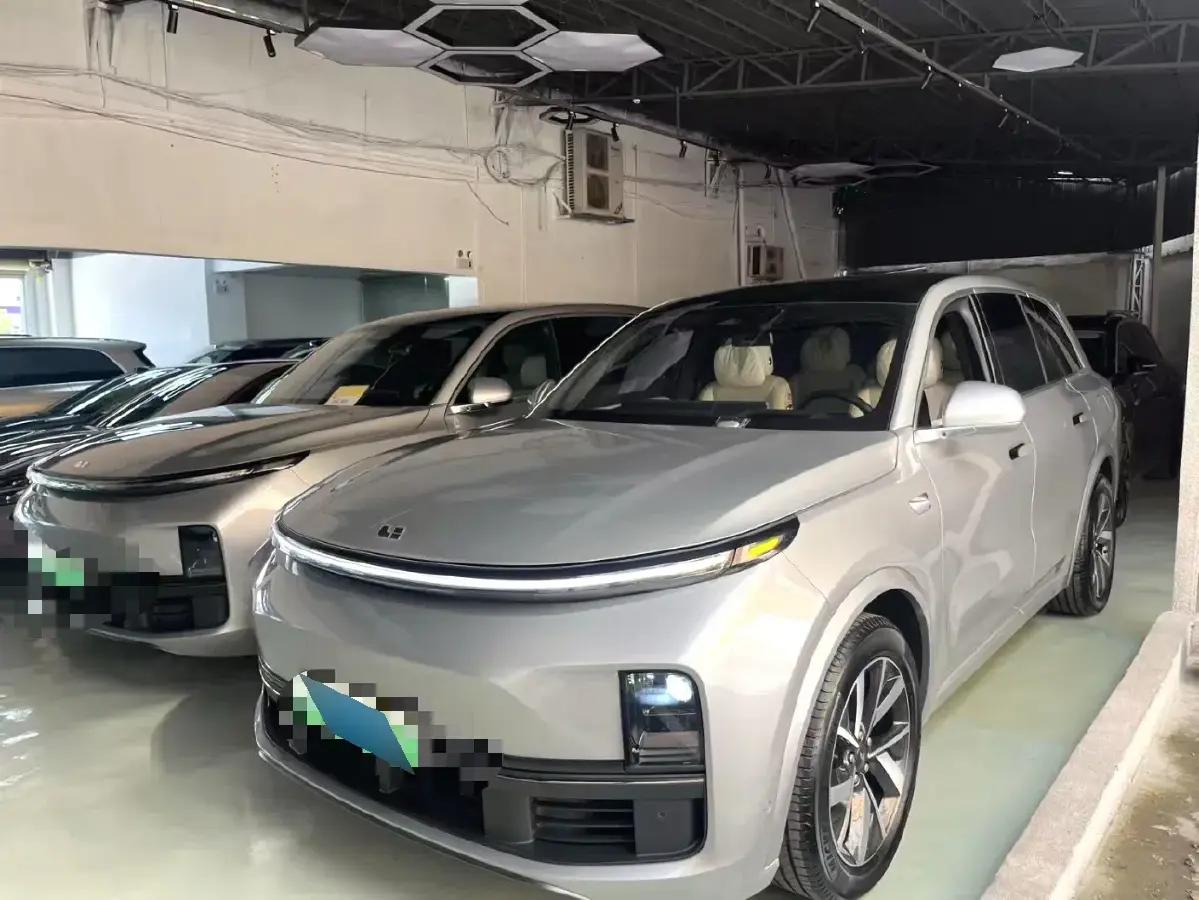 2024 Li L8 Range Extended 154HP REEV 42.8KWH