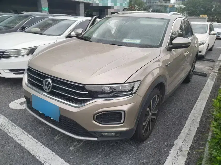 2019 Volkswagen T-Roc 1.4T 150HP L4 7DCT