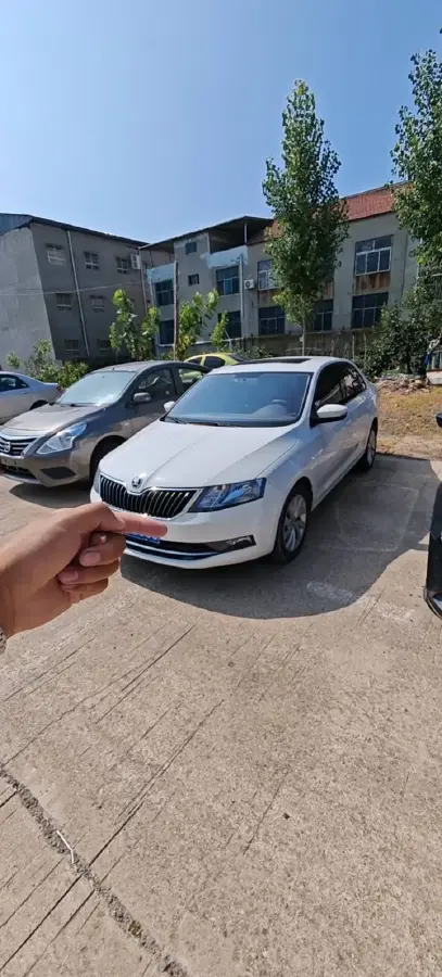 2018 Skoda Rapid 1.6L 110HP L4 6AT
