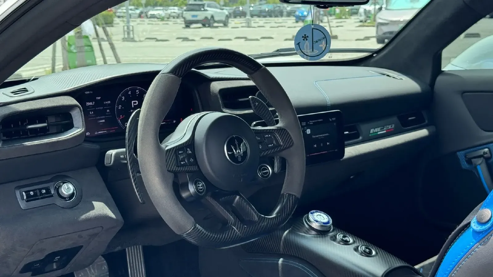 2020 Maserati MC20 3.0T 630HP V6 8DCT,autocango,china used car exporter,china ev exporter,chinese used car exporter,chinese used ev exporter