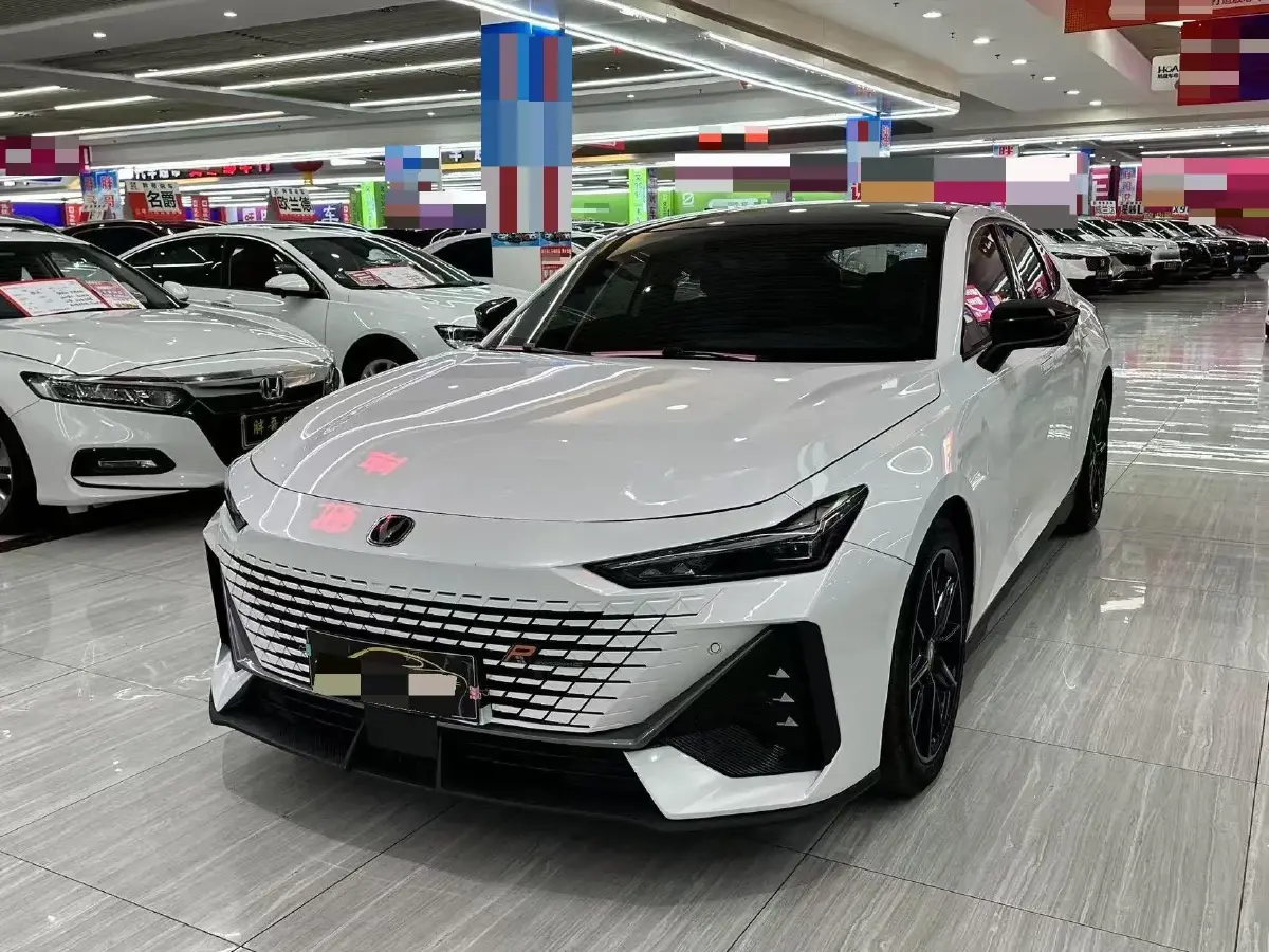 2022 ChangAn UNI-V 1.5T 188HP L4 7DCT