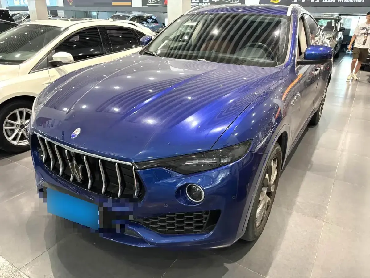 2016 Maserati Levante 3.0T 430HP V6 8AT