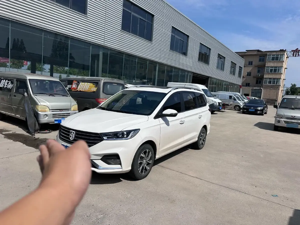 2019 BaoJun 360 1.5L 105HP L4 6MT