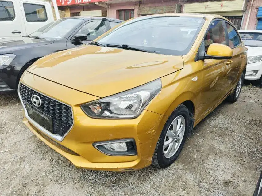 2017 Hyundai Reina 1.4L 95HP L4 5MT