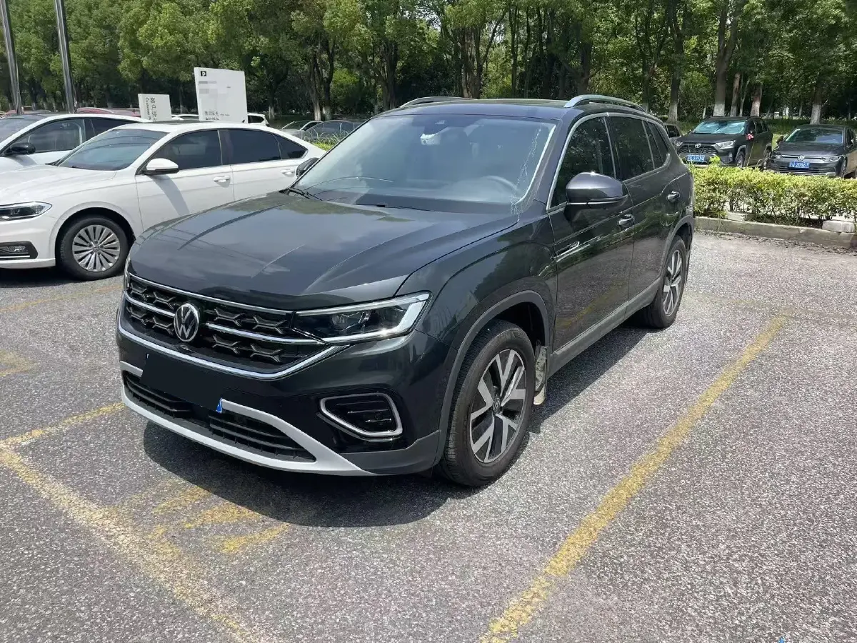 2024 Volkswagen Tayron 2.0T 186HP L4 7DCT