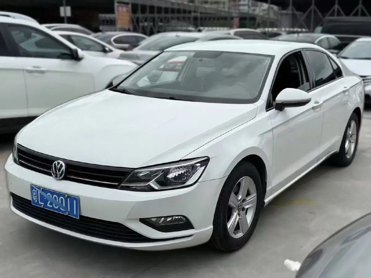 2018 Volkswagen Lamando 1.4T 131HP L4 7DCT