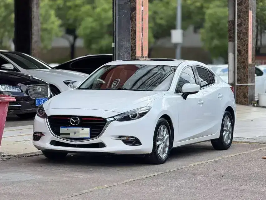 2019 Mazda 3 Axela 1.5L 117HP L4 6AT