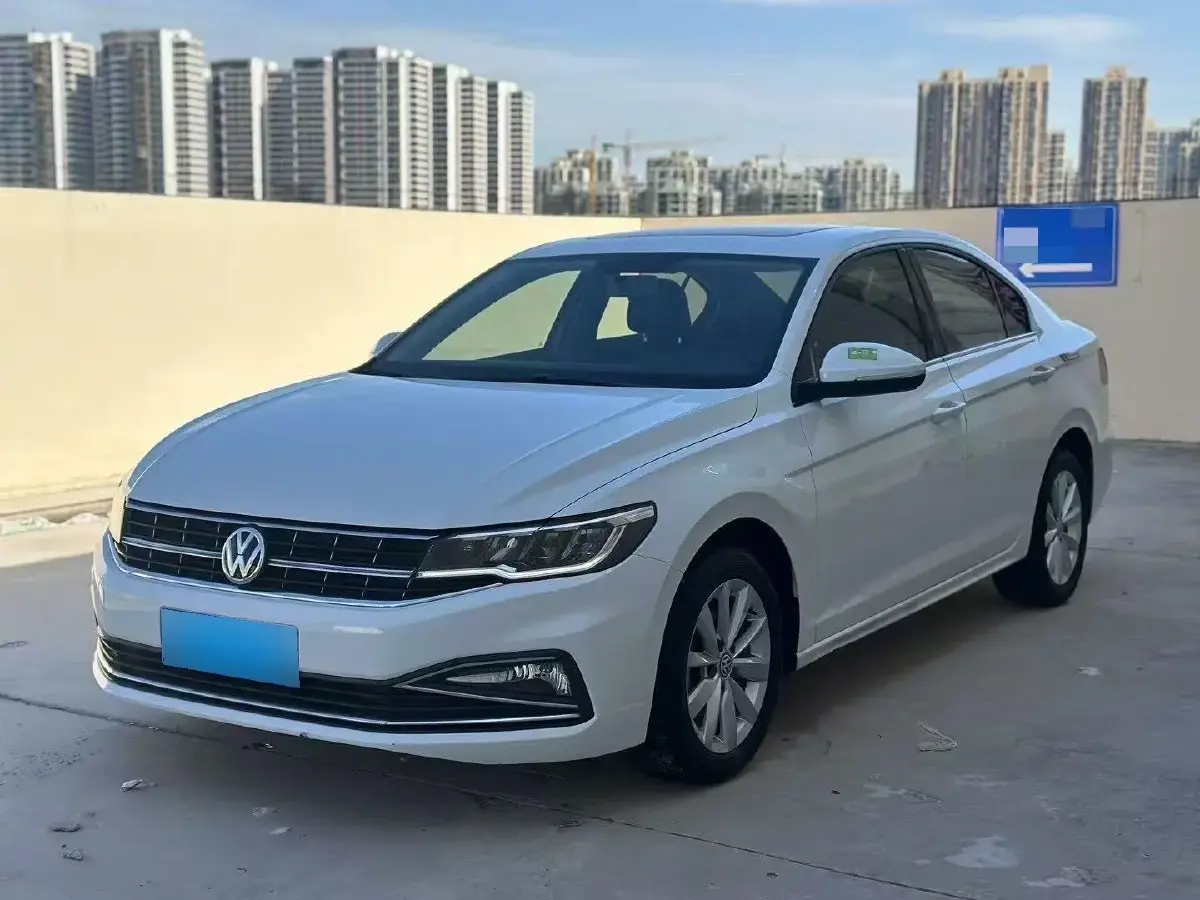 2020 Volkswagen Bora 1.5L 113HP L4 6AT