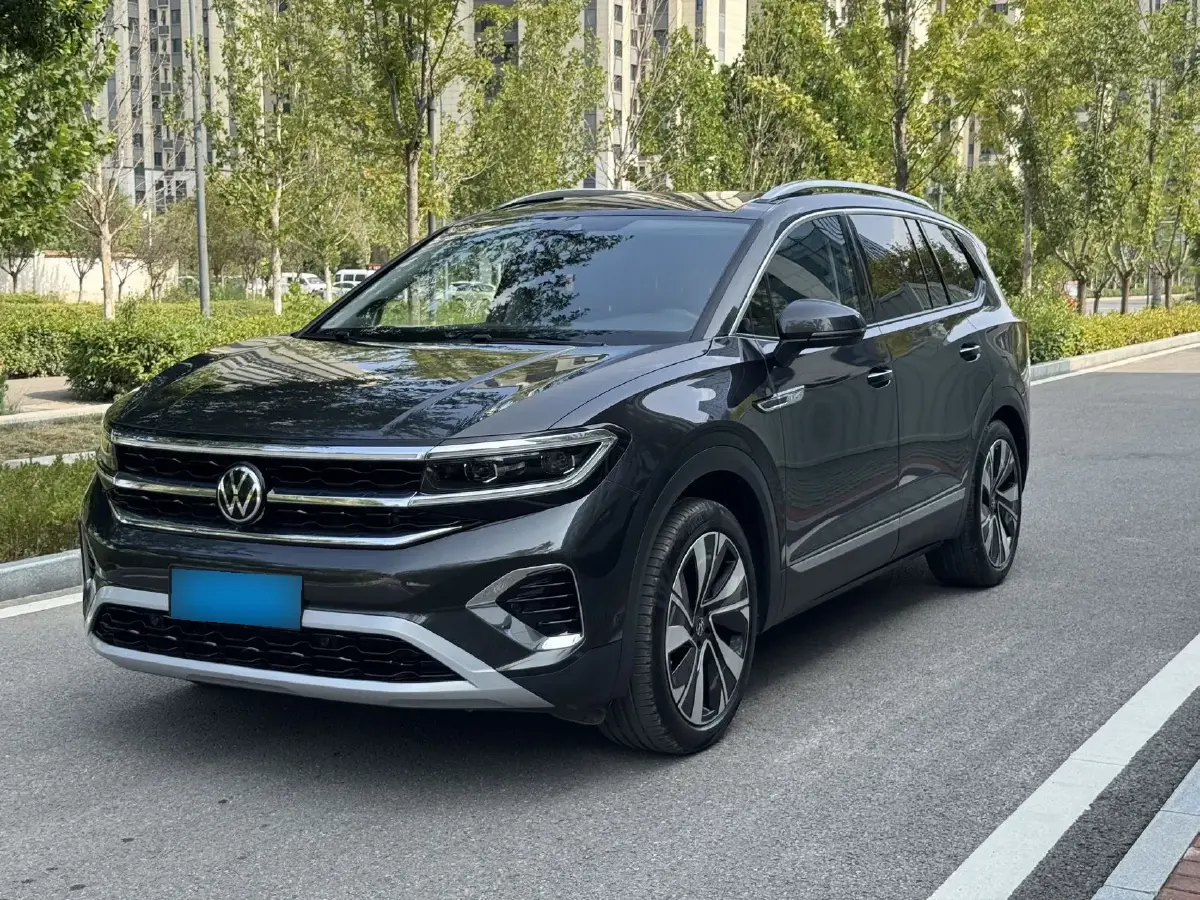 2022 Volkswagen Talagon 2.5T 299HP V6 7DCT