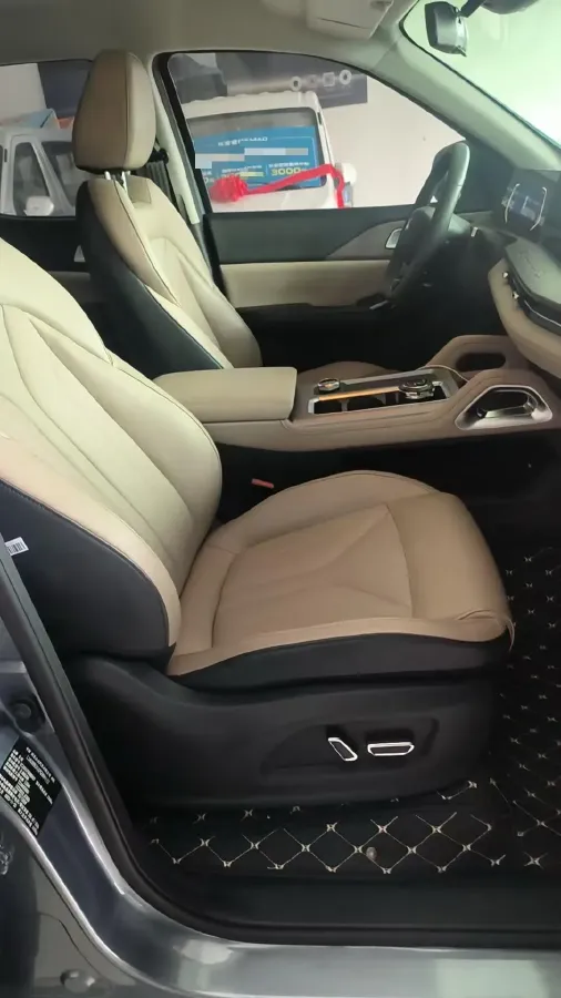 2024 ChangAn Hunter 2.0T 190HP L4 REEV 31.18KWH,autocango,china used car exporter,china ev exporter,chinese used car exporter,chinese used ev exporter