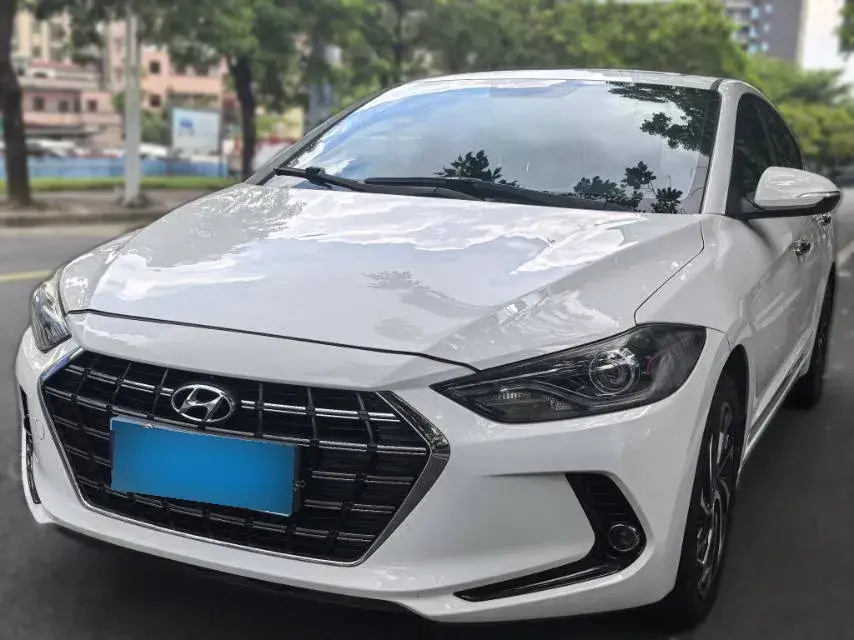 2019 Hyundai Elantra 1.4T 130HP L4 7DCT