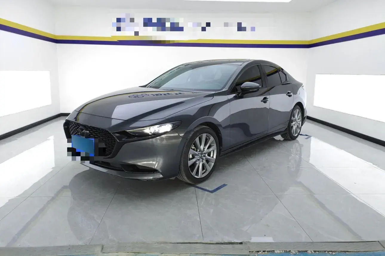 2022 Mazda 3 Axela 2.0L 158HP L4 6AT