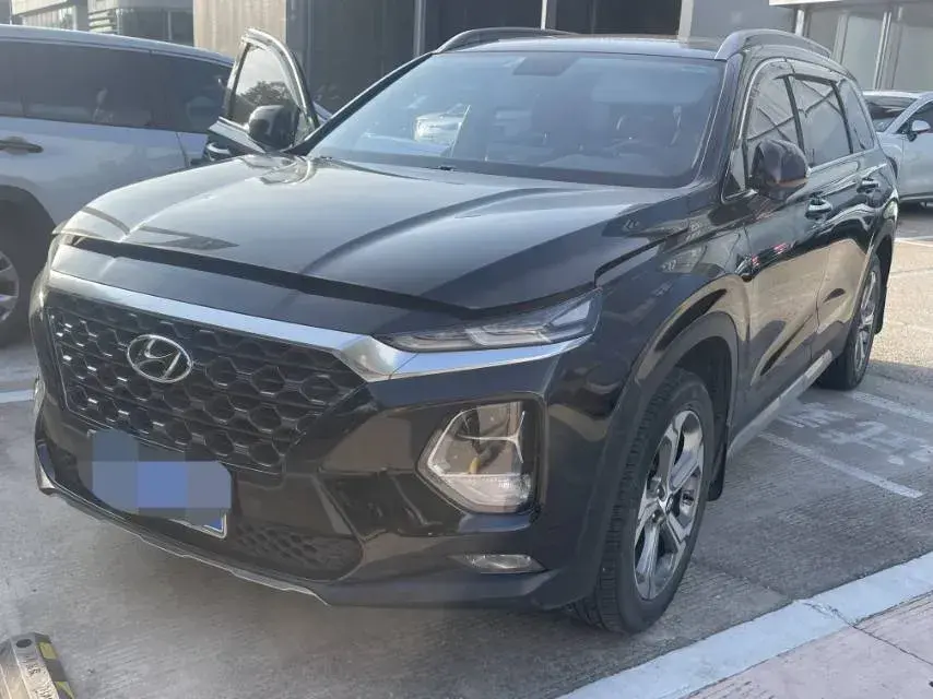 2019 Hyundai Santafe 2.0T 240HP L4 8AT