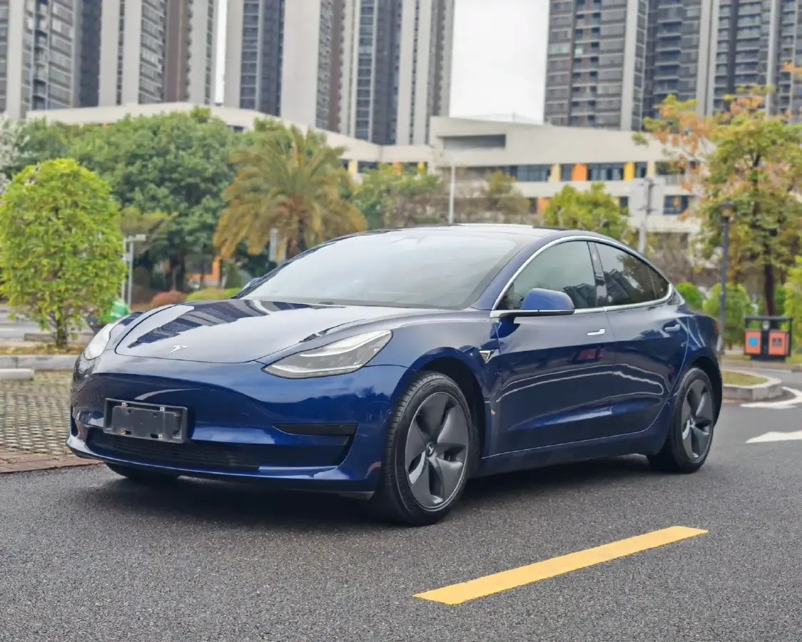 2020 Tesla Model 3 BEV 52KWH