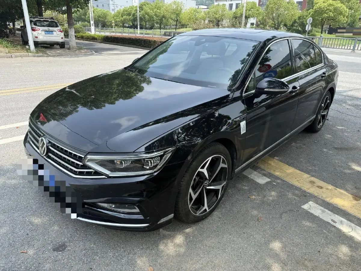 2023 Volkswagen Magotan 2.0T 186HP L4 7DCT