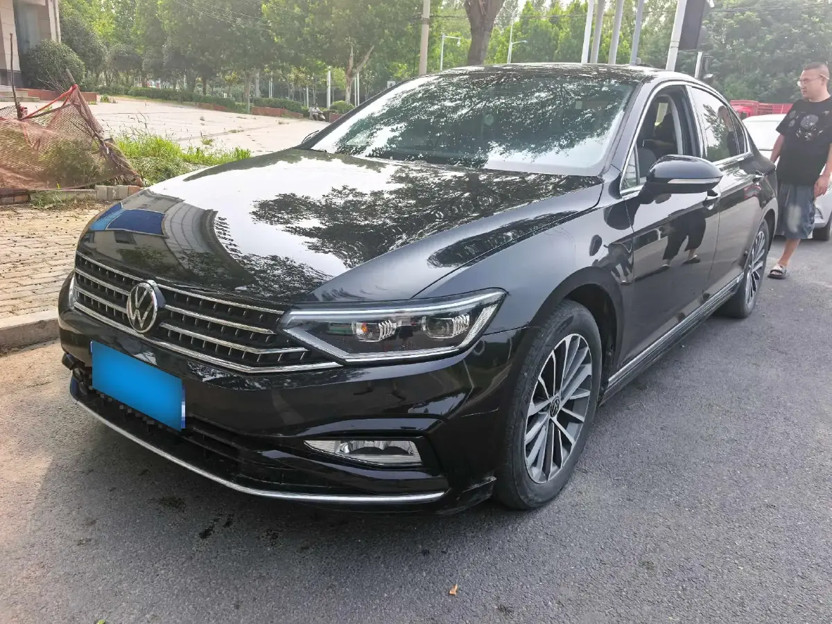 2023 Volkswagen Magotan 2.0T 186HP L4 7DCT