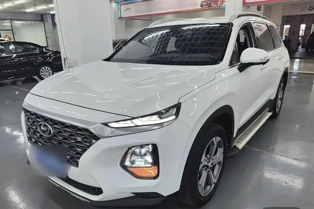 2019 Hyundai Santafe 2.0T 240HP L4 8AT