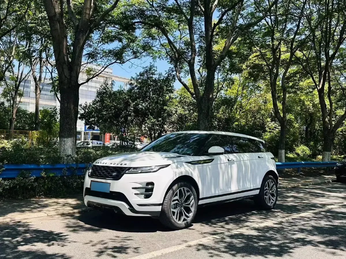 2022 Land Rover Range Rover Evoque 1.5T 200HP L3 8AT PHEV