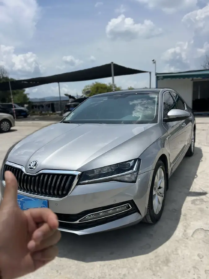 2019 Skoda Superb 1.4T 150HP L4 7DCT