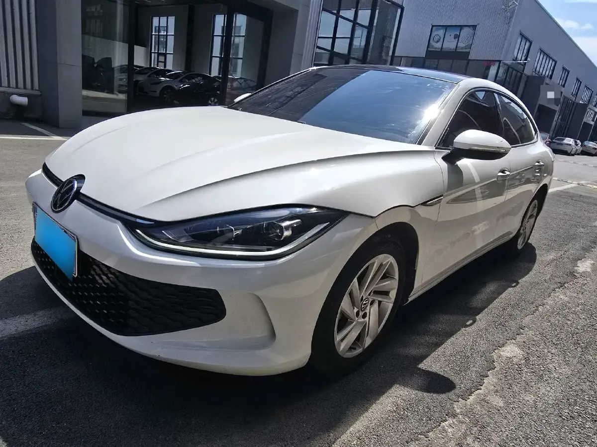 2022 Volkswagen Lamando 1.4T 150HP L4 7DCT