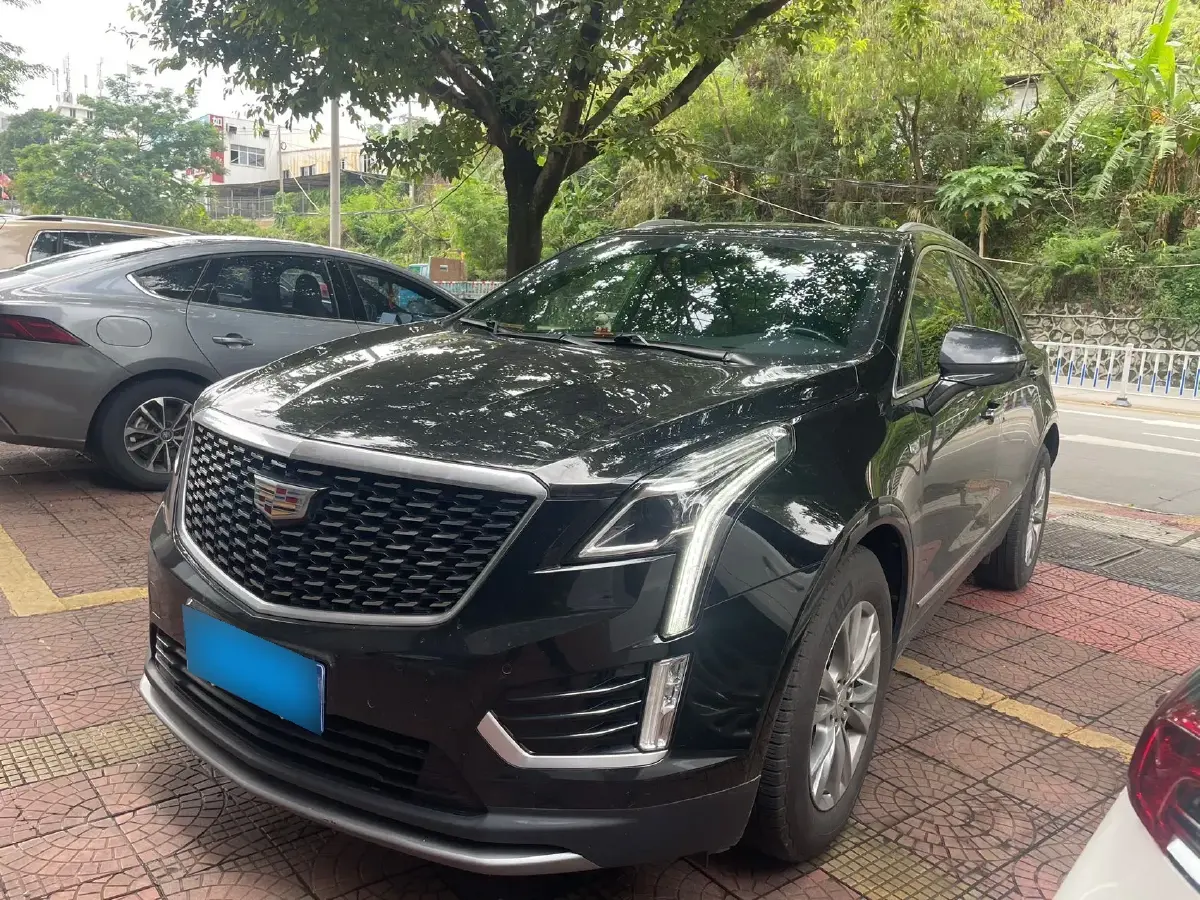 2021 Cadillac XT5 2.0T 237HP L4 9AT
