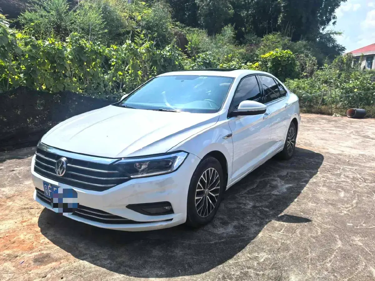 2020 Volkswagen Sagitar 1.4T 150HP L4 7DCT