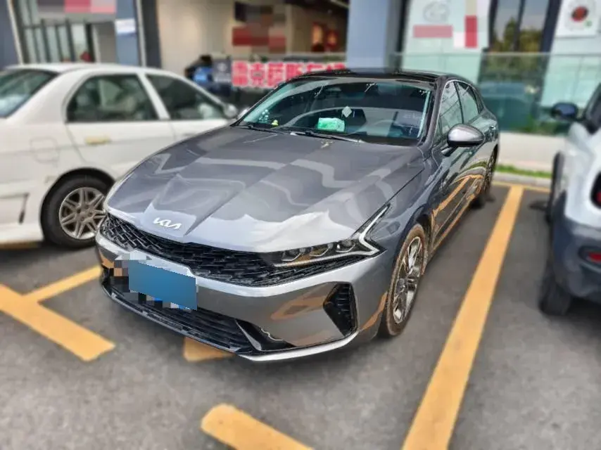 2021 Kia K5 2.0T 240HP L4 8AT