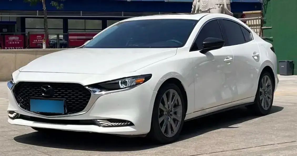 2022 Mazda 3 Axela 2.0L 158HP L4 6AT