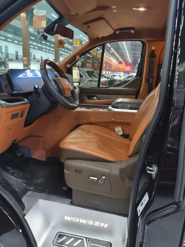 2023 Ford Tourneo 2.0T 220HP L4 9AT,autocango,china used car exporter,china ev exporter,chinese used car exporter,chinese used ev exporter