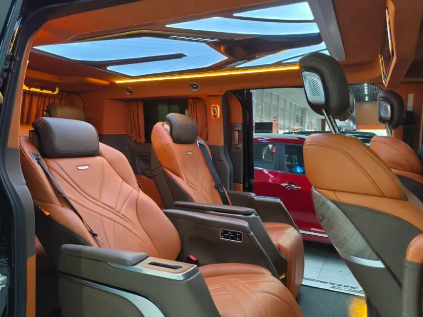 2023 Ford Tourneo 2.0T 220HP L4 9AT,autocango,china used car exporter,china ev exporter,chinese used car exporter,chinese used ev exporter