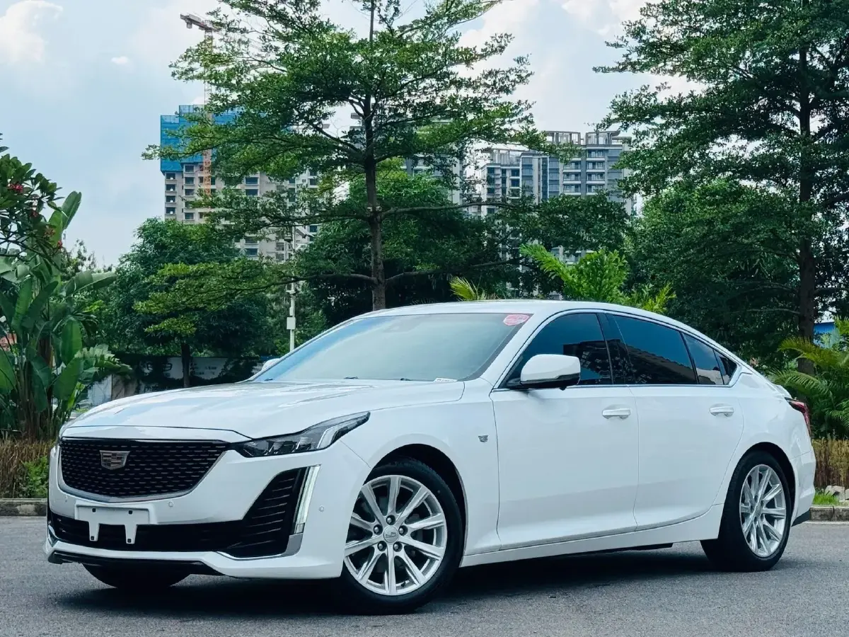 2021 Cadillac CT5 2.0T 237HP L4 10AT