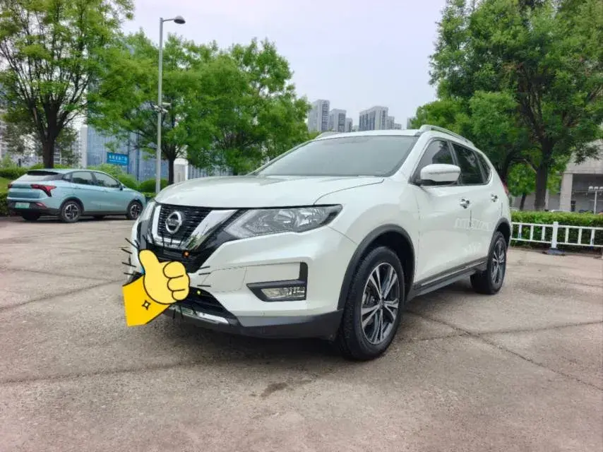 2021 Nissan X-Trail 2.5L 181HP L4 CVT