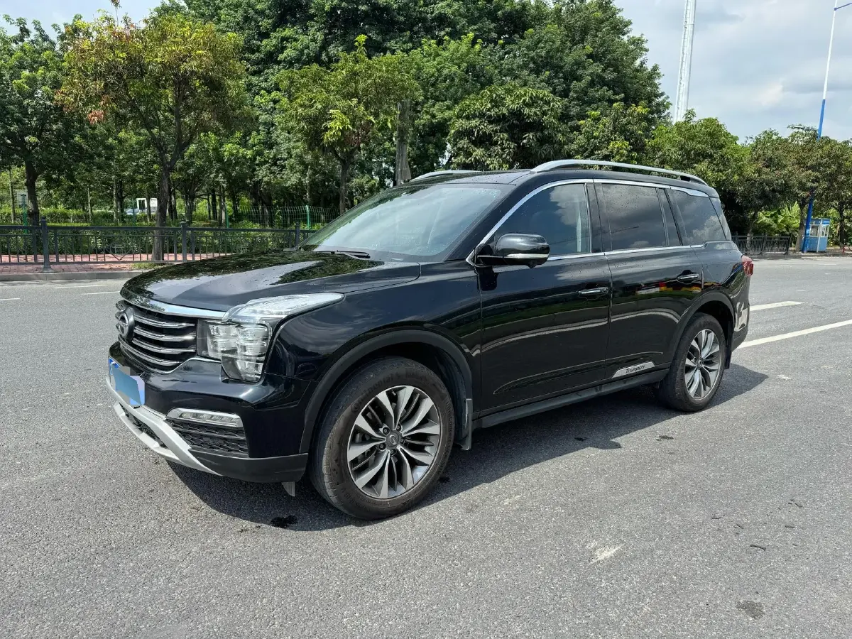 2017 GAC Trumpchi GS8 2.0T 201HP L4 6AT