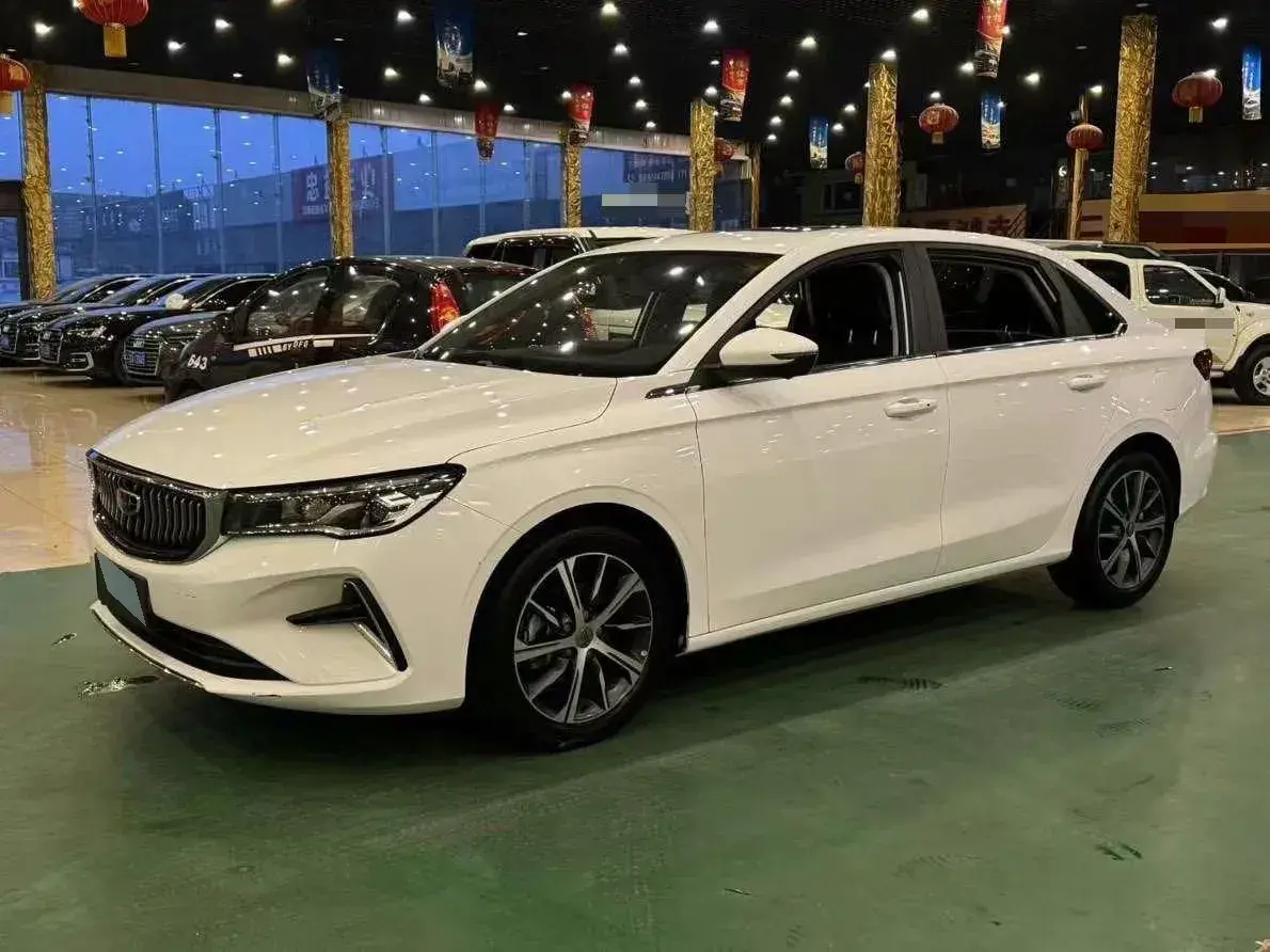 2022 Geely Emgrand 1.5L 114HP L4 5MT