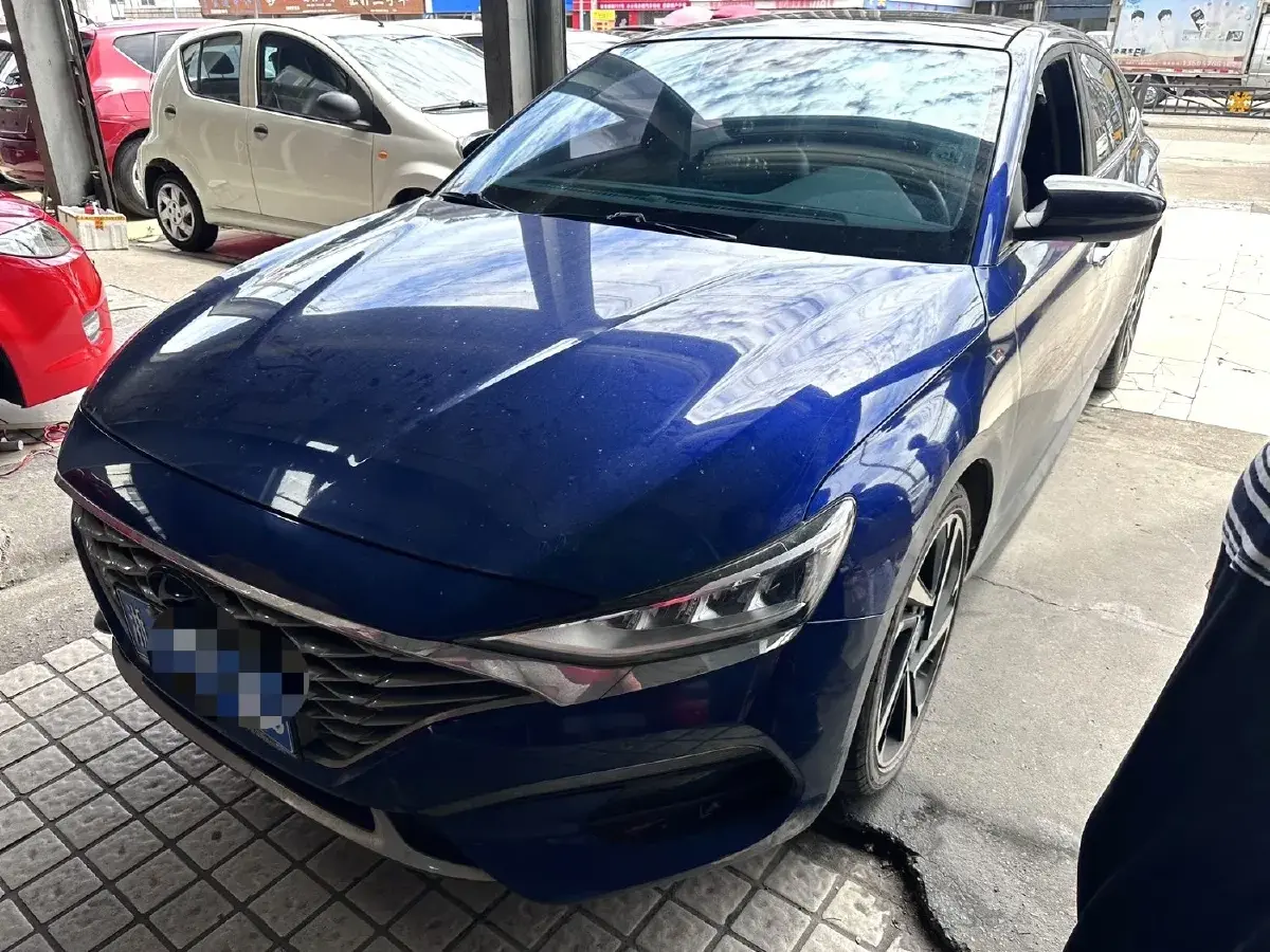 2019 Hyundai La Festa 1.6T 204HP L4 7DCT