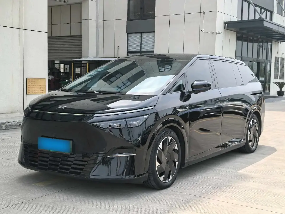 2024 Xpeng X9 BEV 101.5KWH