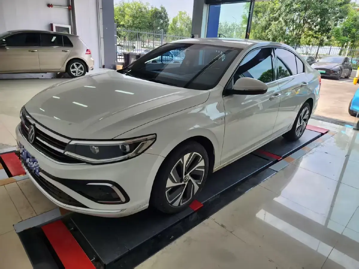 2023 Volkswagen Bora 1.2T 116HP L4 7DCT