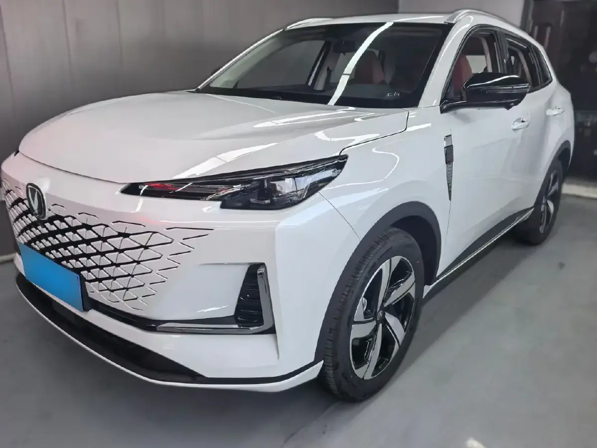 2024 ChangAn X5 PLUS 1.5T 188HP L4 7DCT