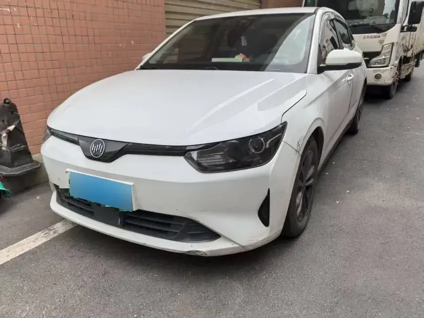 2021 Weltmeister E.5 BEV 58.589KWH