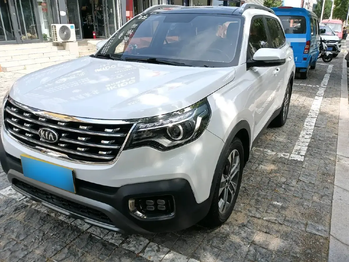 2018 Kia Sportage R 2.0L 160HP L4 6AT