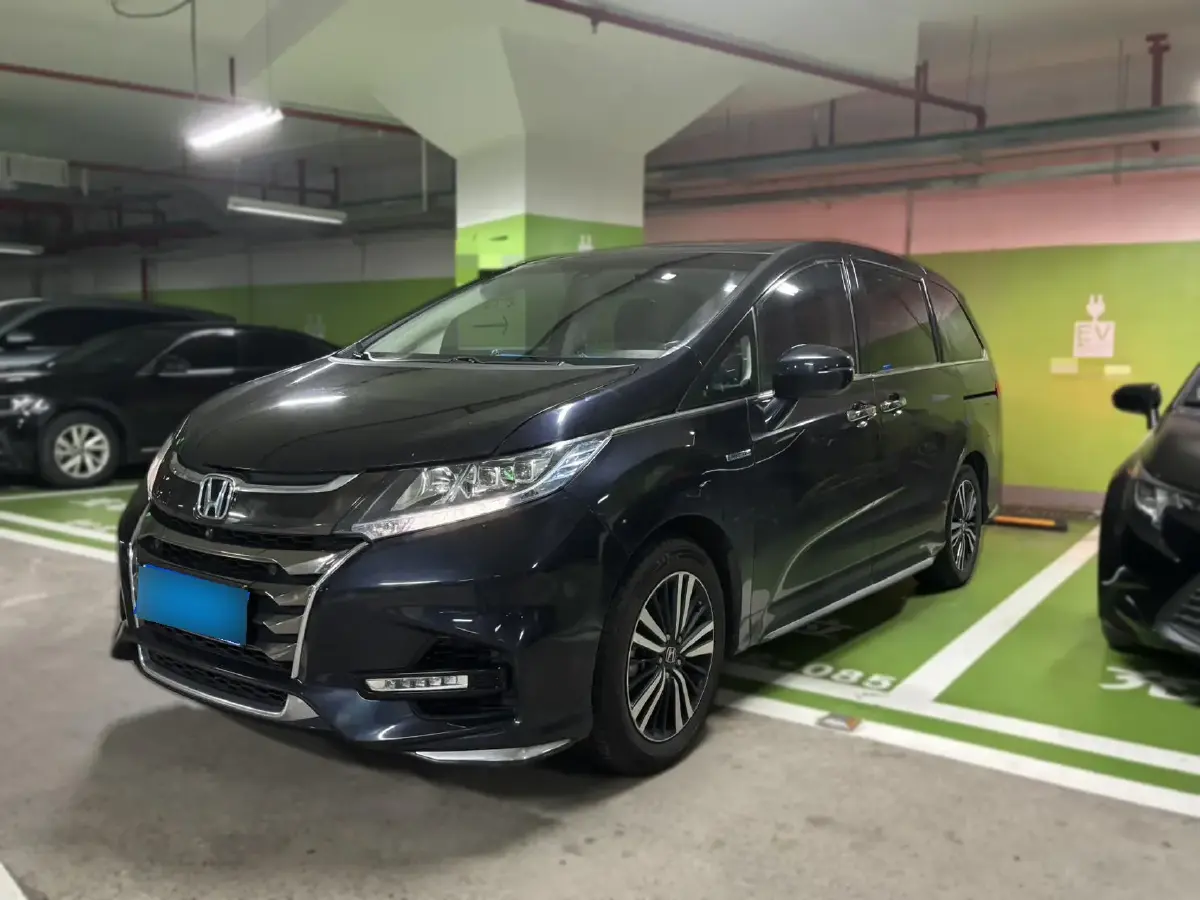 2019 Honda Odyssey 2.0L 146HP L4 E-CVT Hybrid