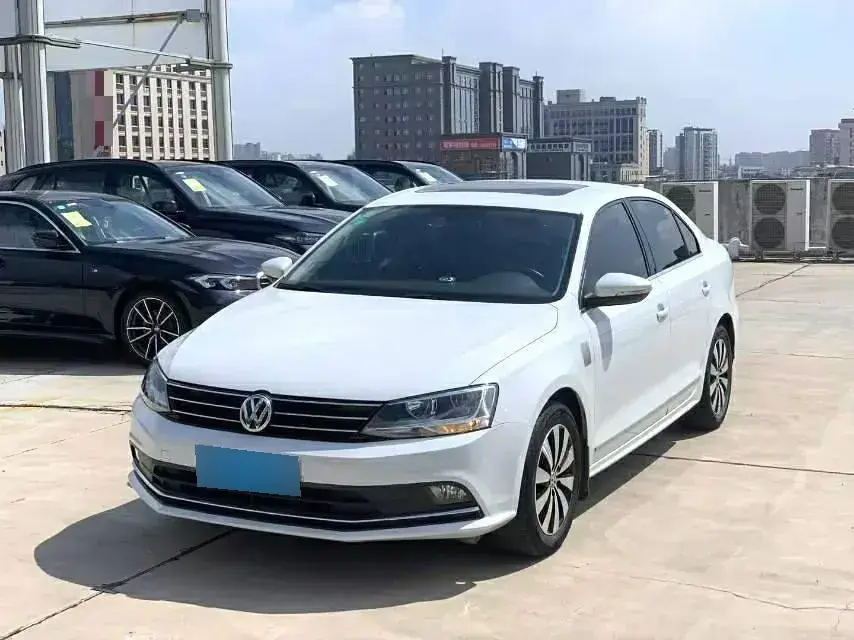 2018 Volkswagen Sagitar 1.6L 110HP L4 6AT