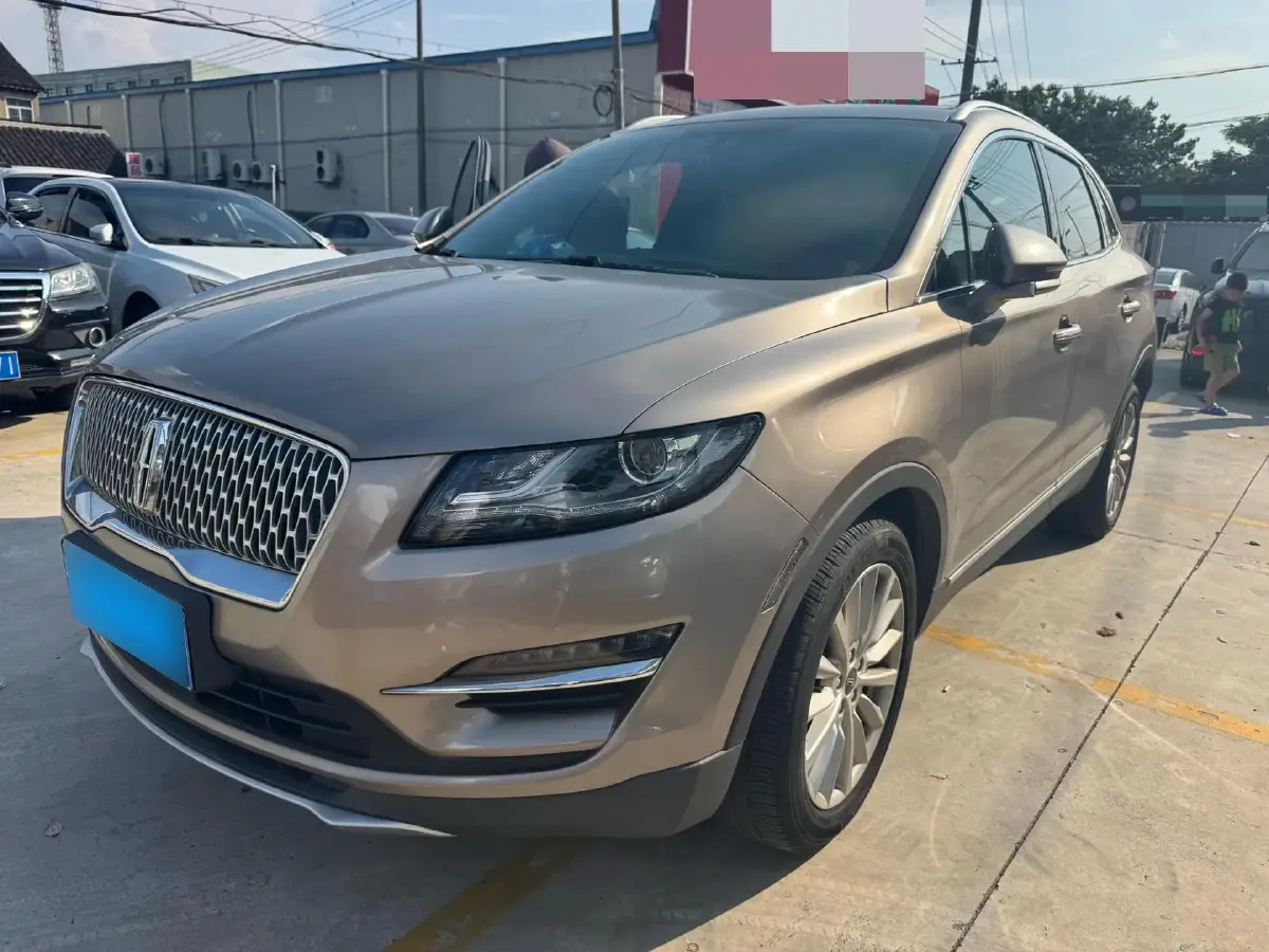 2019 Lincoln MKC 2.0T 203HP L4 6AT