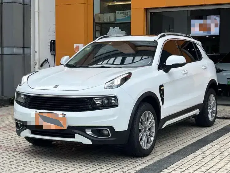2018 LYNK&CO 01 2.0T 190HP L4 6AT