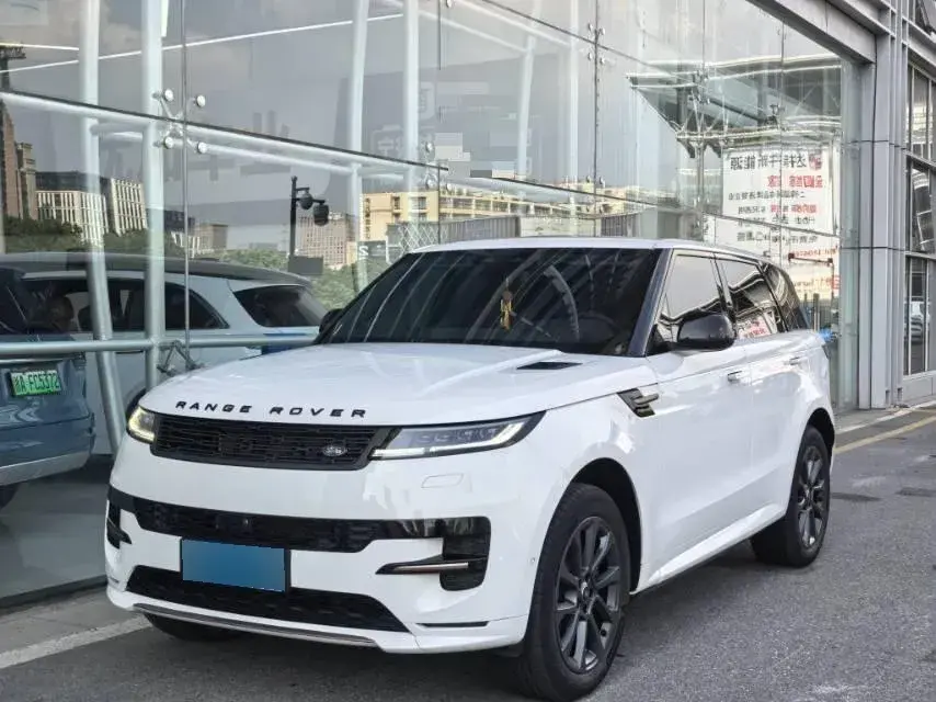 2023 Land Rover Range Rover Sport 3.0T 400HP L6 8AT